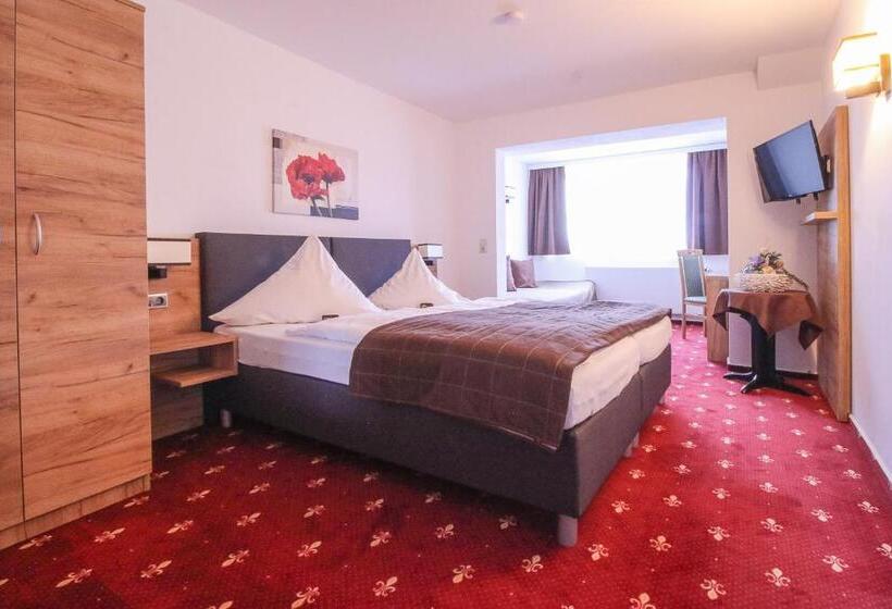 スタンダードルーム, Restaurant Weinberg