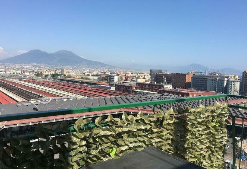 اتاق لوکس سه تخته, Top Floor Rentrooms Napoli