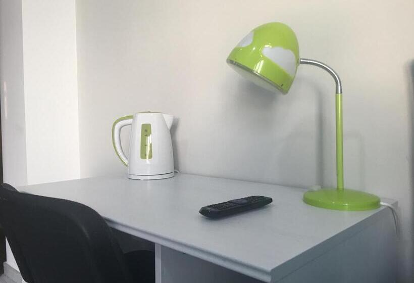 اتاق لوکس سه تخته, Top Floor Rentrooms Napoli