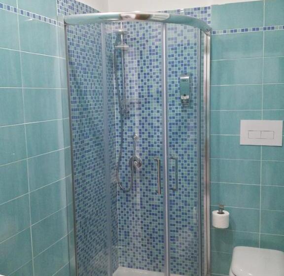 اتاق سوپریور با تخت بزرگ, Top Floor Rentrooms Napoli