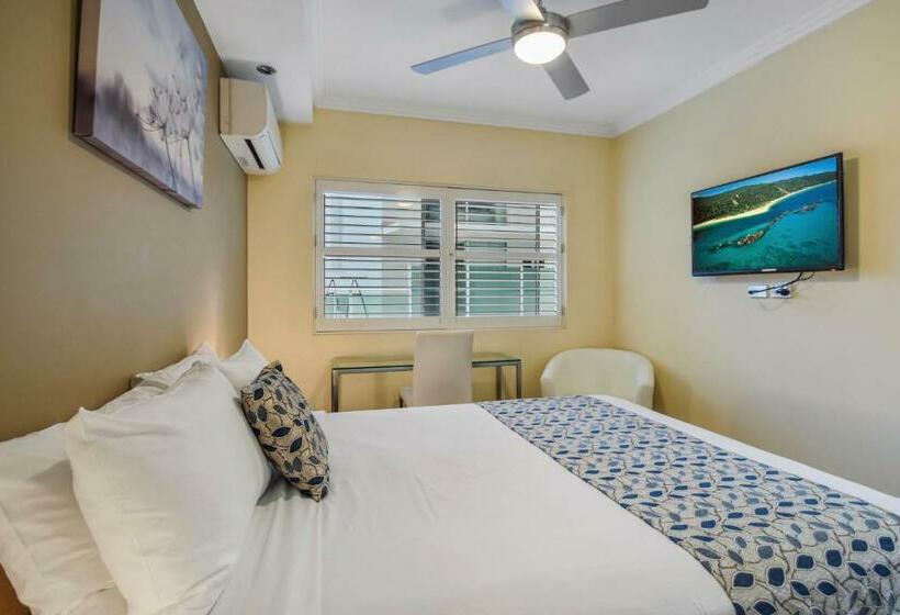 Escritório Estándar, Redvue Holiday Apartments