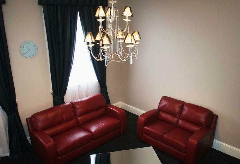 Апартаменты 3 Спальни, The Customs House Port Macdonnell