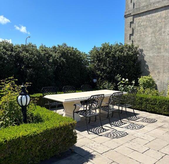 Апартаменты 3 Спальни, The Customs House Port Macdonnell