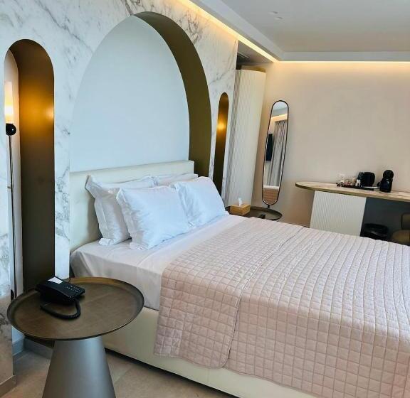 غرفة ديلوكس مطلّة علي البحر, Naiades Boutique Hotel   Adults Only