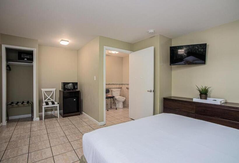 适合残疾人使用的标准间, The Local   St. Augustine