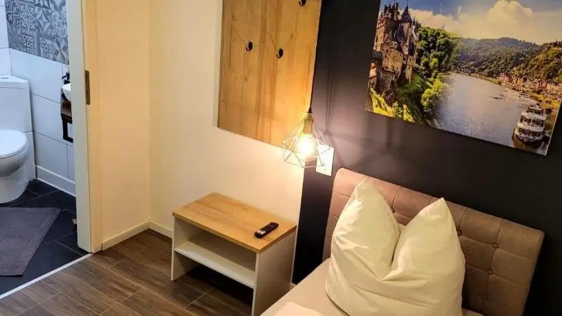 シングルデラックスルーム, Moselvilla No 7