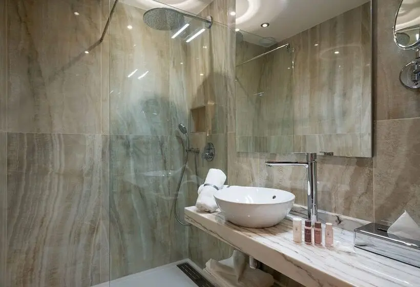 スーペリアールーム, Brit Hotel Privilège Paris Rosny Sous Bois
