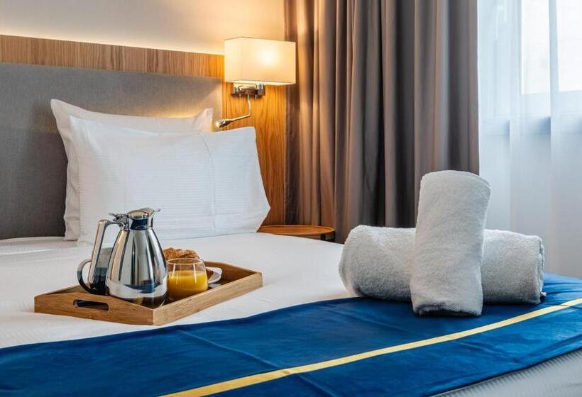 Номер Стандарт, Brit Hotel Privilège Paris Rosny Sous Bois