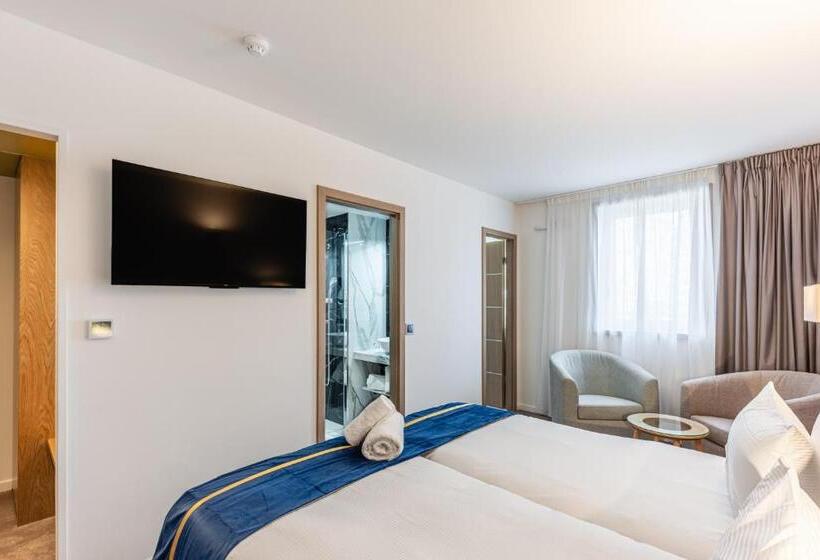 스탠다드 룸, Brit Hotel Privilège Paris Rosny Sous Bois