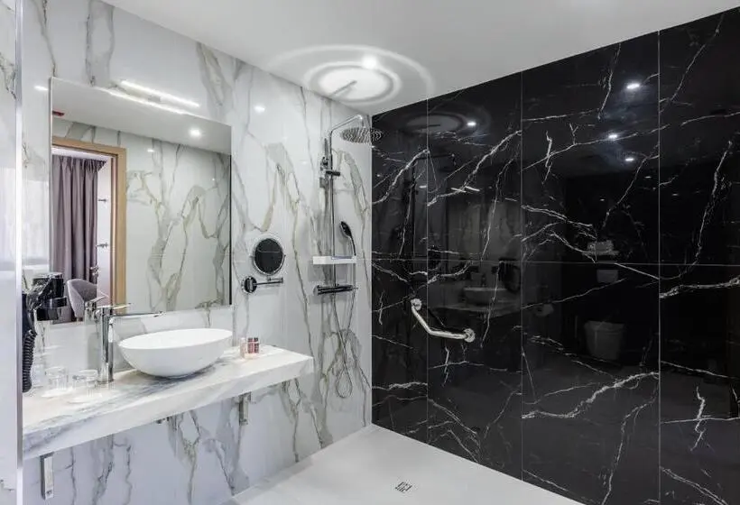 スーペリアールーム, Brit Hotel Privilège Paris Rosny Sous Bois