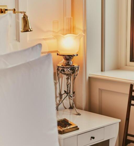 Номер Basic, At Sloane