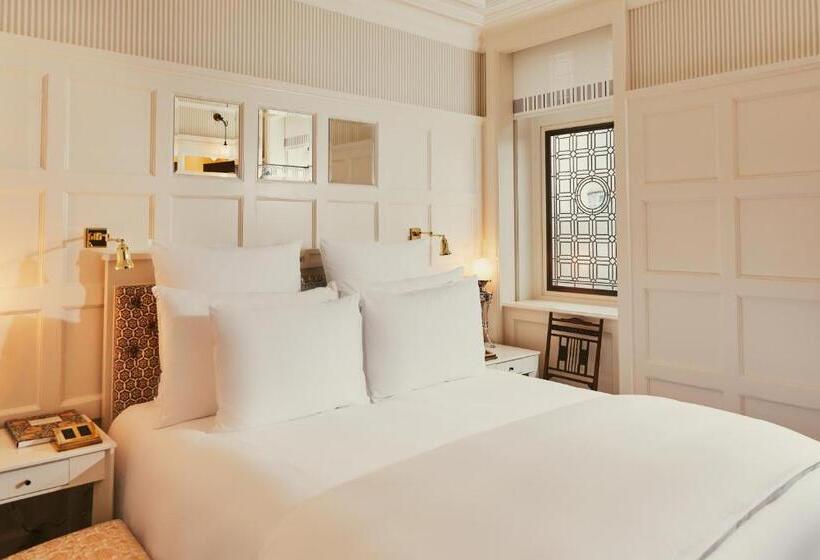 Номер Basic, At Sloane