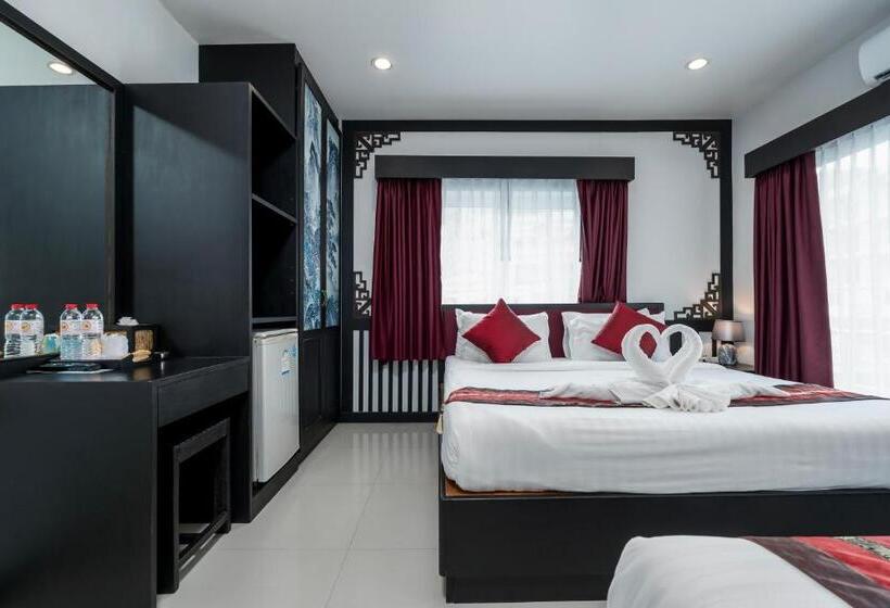 غرفة قياسية ثلاثية مزودة بشرفة, Sunray Beach