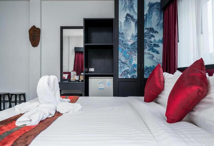 غرفة قياسية ثلاثية مزودة بشرفة, Sunray Beach