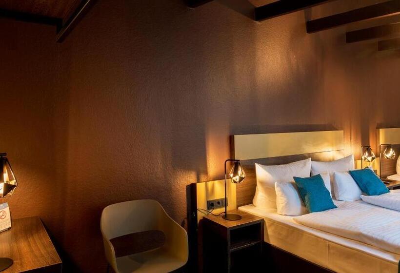 اتاق استاندارد سه نفره, Trip Inn Hotel Sachsenhausen