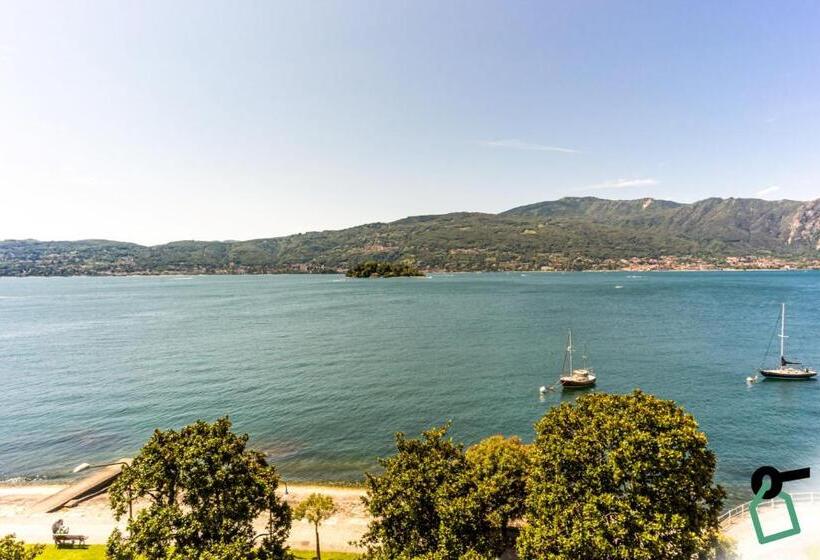Номер Deluxe с Балконом, Hotiday Hotel Verbania
