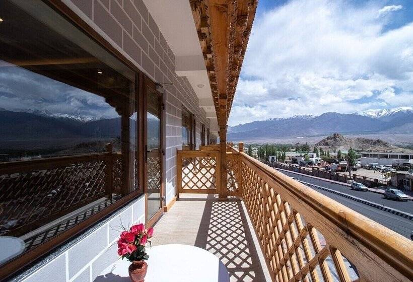 Deluxe Rum, Mentokling Residency, Leh, Ladakh