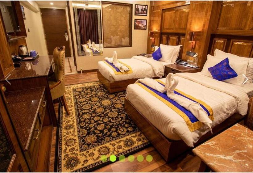 Deluxe Svit, Mentokling Residency, Leh, Ladakh