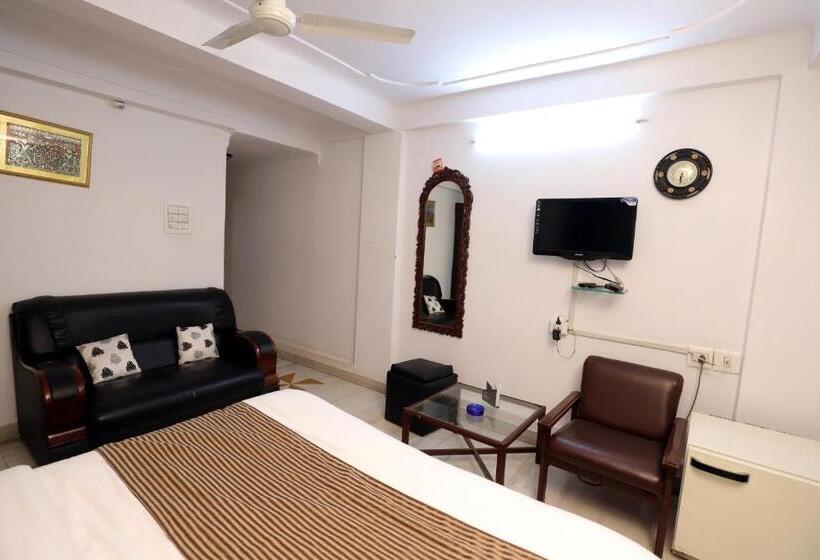 디럭스 룸, Green View International