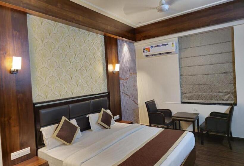 Quarto Deluxe, Prime Safari