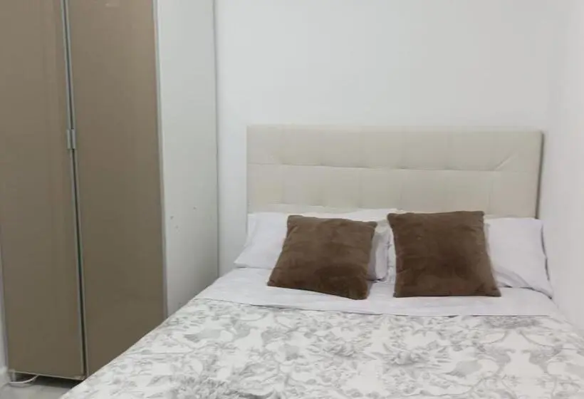 اتاق استاندارد, Habitación Cerca Centro De Madrid