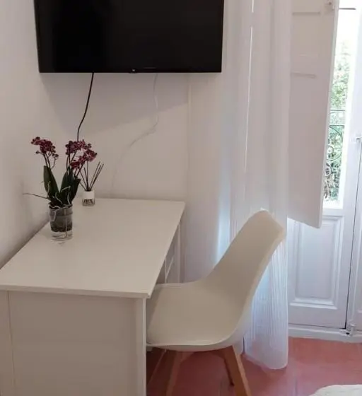 اتاق استاندارد یک تخته با بالکن, Habitación Cerca Centro De Madrid