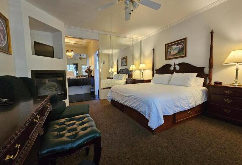 غرفة قياسية ثلاثية, Alhatti Christian Resort