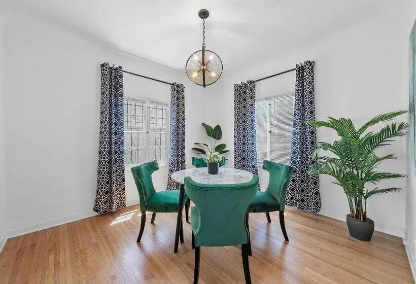 آپارتمان 1 خوابه, Beverly Hills Stylish & Central 1 Br Apt + Parking