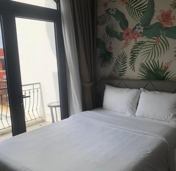 اتاق استاندارد با تخت بزرگ, Tropical Sea