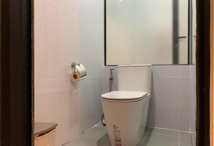 غرفة قياسية سرير كينج, Nico’s Hotel And Skybar