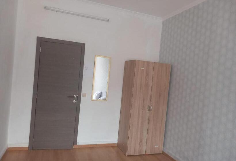 חדר סטנדרט, Fms Logie