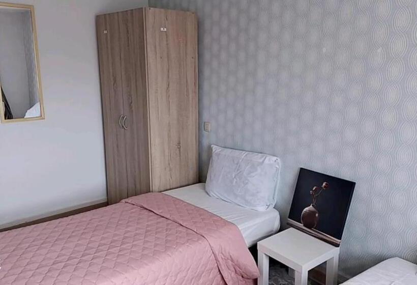 חדר סטנדרט, Fms Logie