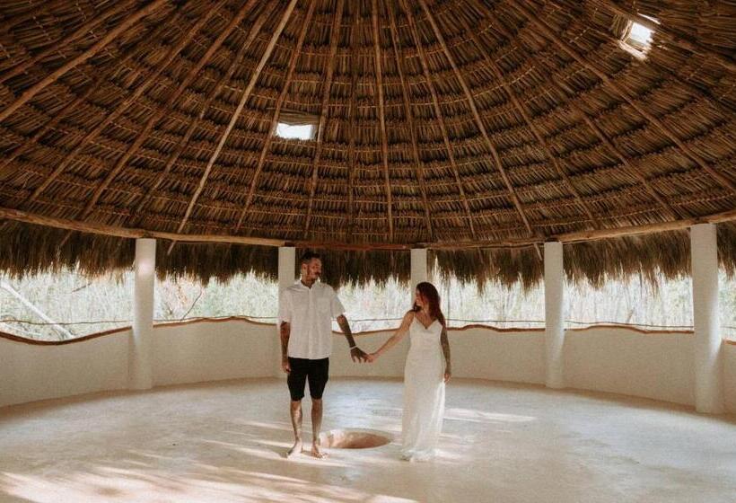 חדר סטנדרט, Room In Lodge   Eco Lush Double Mayan Dome Cenote And Bikes