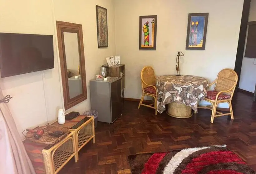 اتاق لوکس خانوادگی, Safari Bed & Breakfast