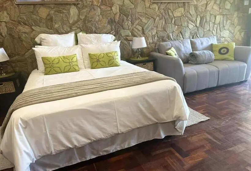 اتاق خانوادگی, Safari Bed & Breakfast
