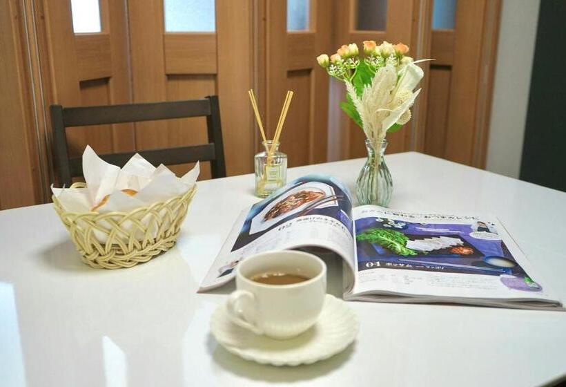 带1个卧室的带阳台的公寓, The Peak Chiyozaki