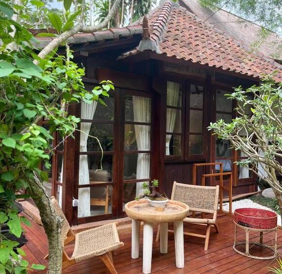 标准房带园景, Bali Maison