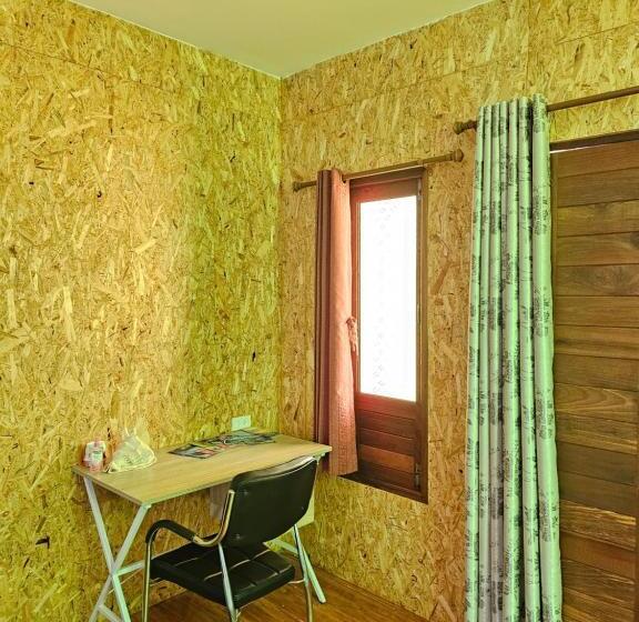 Номер Стандарт с Террасой, Rommai Forest Bungalows