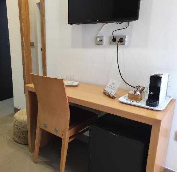 スタンダードルーム, Alboran