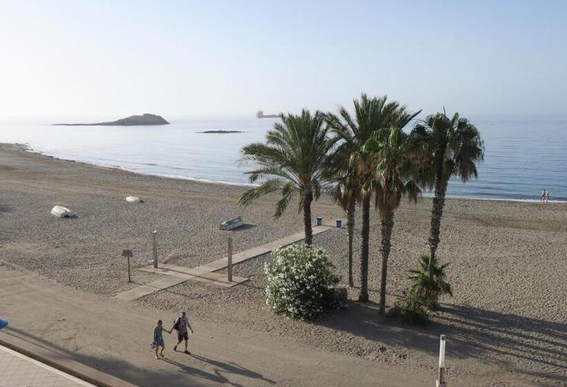 キングサイズベッドのスーペリアルーム, Alboran