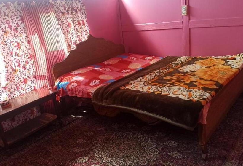 スタンダードルーム, Hb. Gulshan Palace