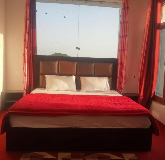 غرفة ديلوكس, House Of Adventure