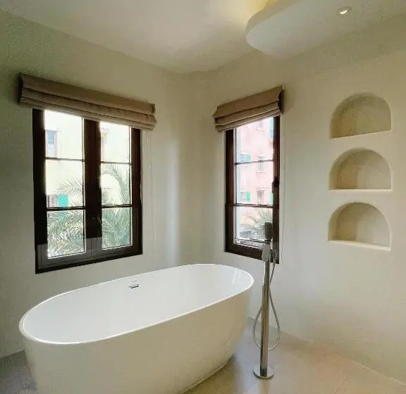 اتاق استاندارد با تخت بزرگ, Mellon Oasis Phu Quoc
