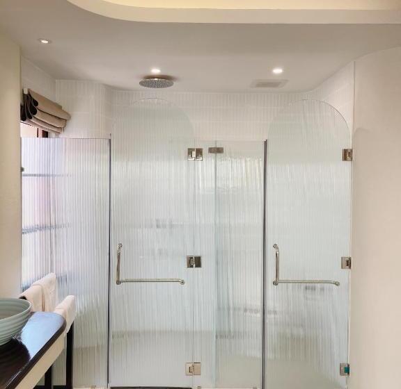 اتاق استاندارد با تخت بزرگ, Mellon Oasis Phu Quoc