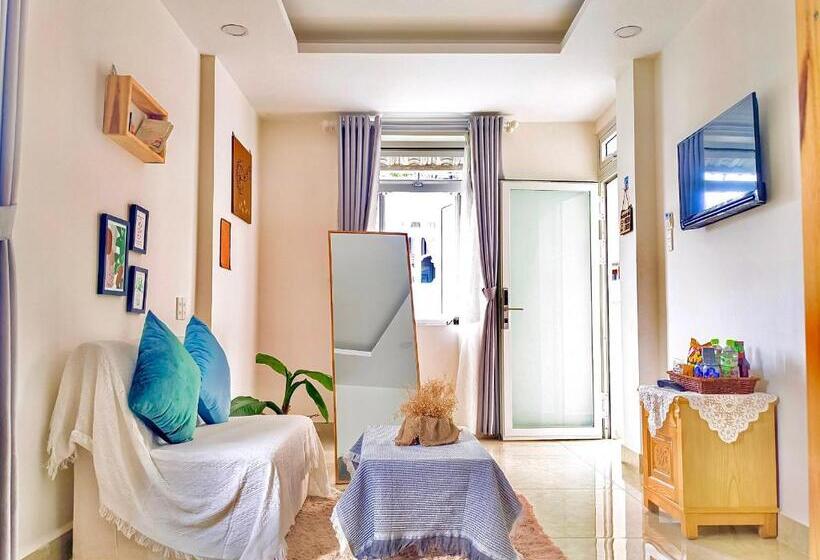 اتاق استاندارد با تخت بزرگ, Nắng Hạ Homestay đà Lạt