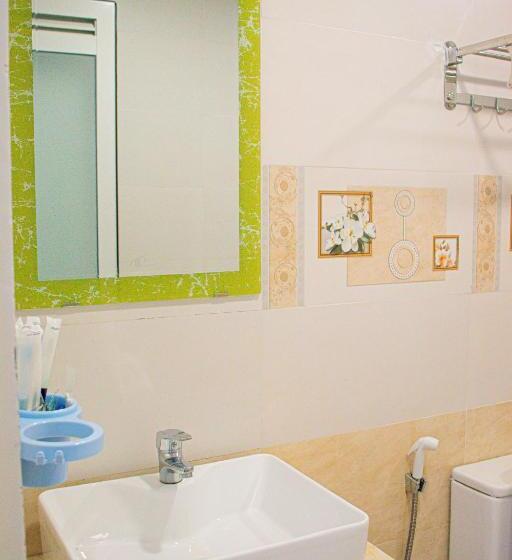 اتاق لوکس با بالکن, Nắng Hạ Homestay đà Lạt