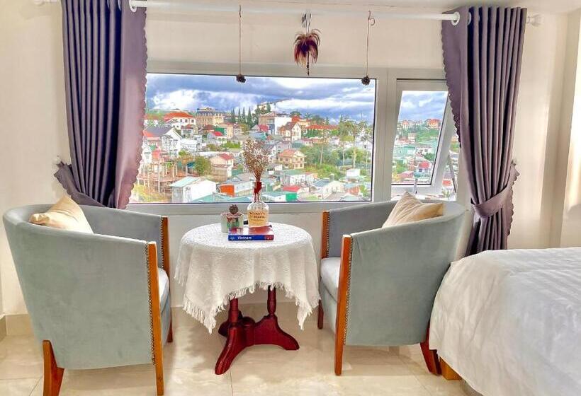 اتاق سوپریور با چشم‌انداز شهر, Nắng Hạ Homestay đà Lạt