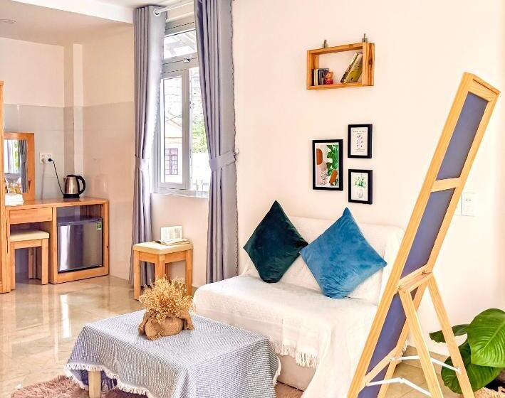 اتاق استاندارد با تخت بزرگ, Nắng Hạ Homestay đà Lạt