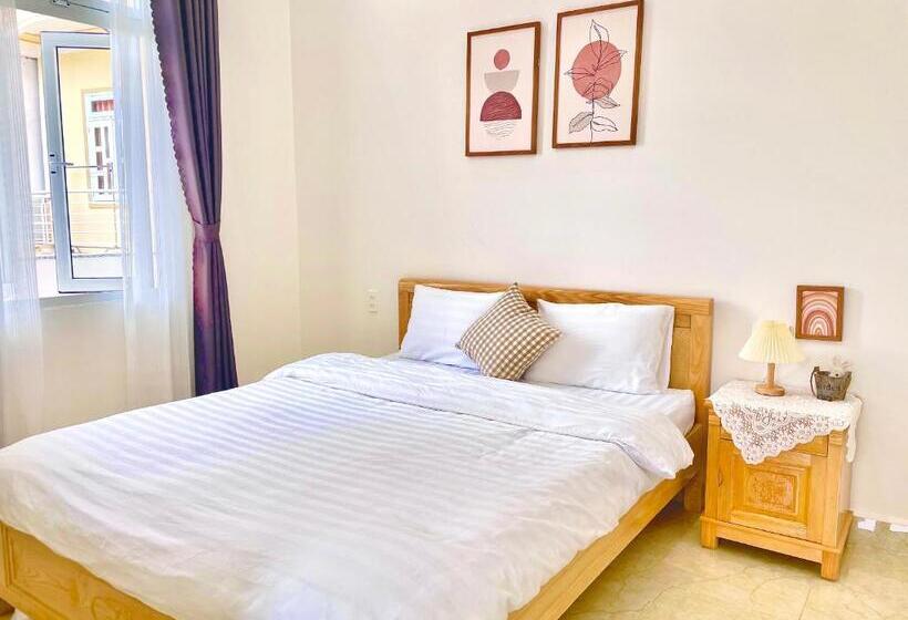 اتاق لوکس با چشمانداز شهر, Nắng Hạ Homestay đà Lạt
