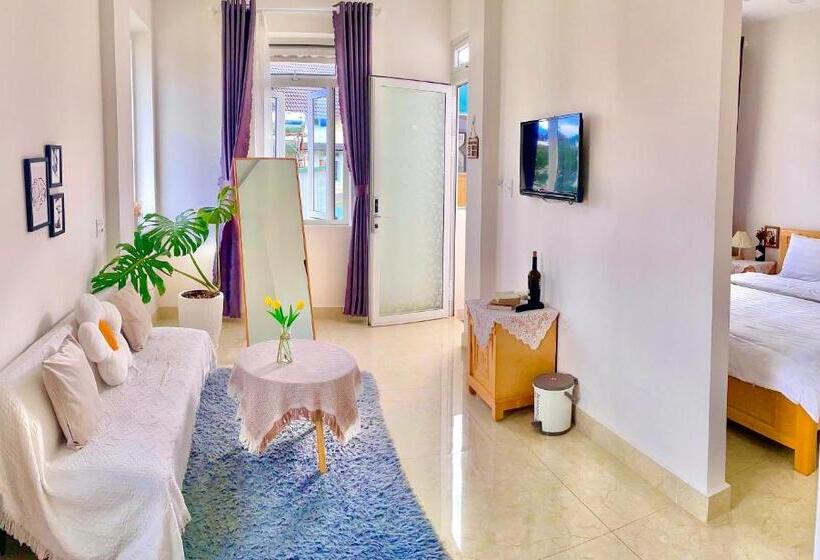 اتاق لوکس با چشمانداز شهر, Nắng Hạ Homestay đà Lạt
